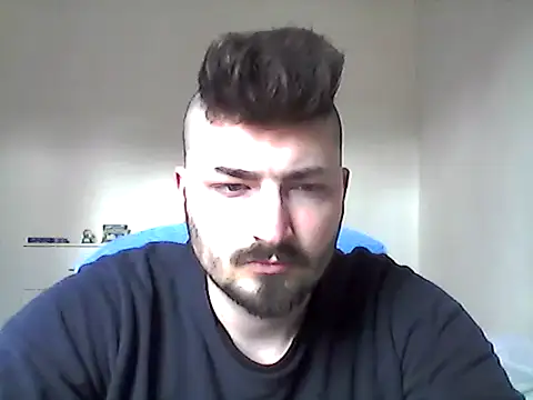 Snapshot of Hkl95555 chatting on February 6, 9:05 am Hkl95555 online show from February 6, 9:05 am