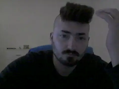 Snapshot of Hkl95555 chatting on October 24, 11:04 pm Hkl95555 online show from October 24, 11:04 pm