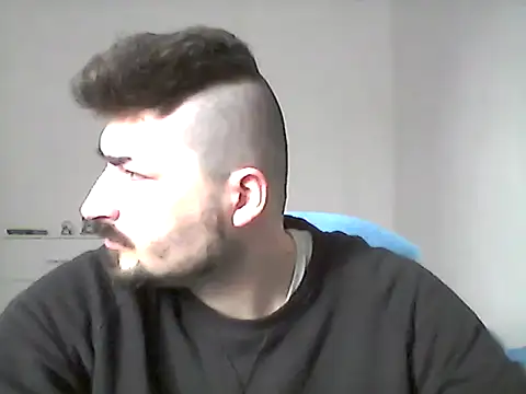 Snapshot of Hkl95555 chatting on November 17, 2:10 pm Hkl95555 online show from November 17, 2:10 pm