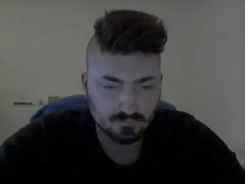 Snapshot of Hkl95555 chatting on October 30, 1:15 am Hkl95555 online show from October 30, 1:15 am