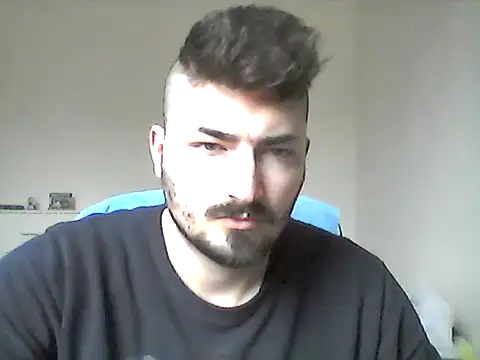 Snapshot of Hkl95555 chatting on December 13, 1:01 pm Hkl95555 online show from December 13, 1:01 pm