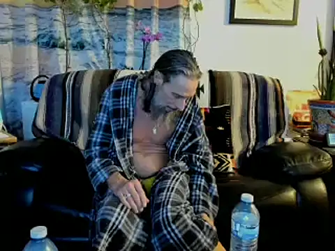 Snapshot of mindphu_k chatting on March 12, 3:24 am mindphu k online show from March 12, 3:24 am
