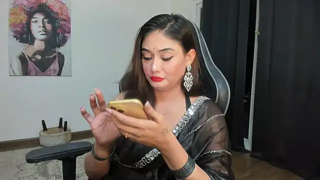 Snapshot of GoddessAnna chatting on December 11, 5:37 pm GoddessAnna online show from December 11, 5:37 pm