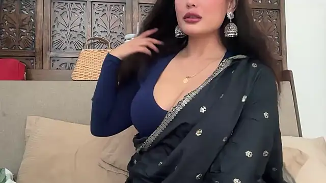 Snapshot of GoddessAnna chatting on May 3, 9:03 am GoddessAnna online show from May 3, 9:03 am