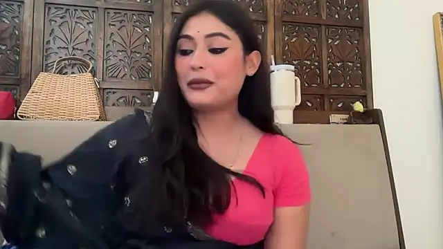 Snapshot of GoddessAnna chatting on May 2, 11:04 am GoddessAnna online show from May 2, 11:04 am