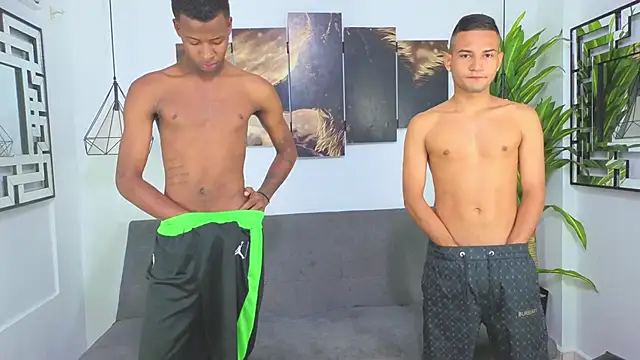 yez hot ggh online show from November 1, 6:57 pm