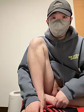 yukiya0721 online show from April 4, 12:23 pm