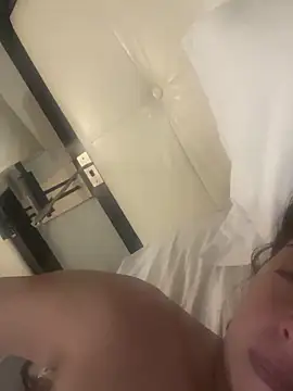 Snapshot of jessicag182 chatting on October 26, 9:42 am jessicag182 online show from October 26, 9:42 am