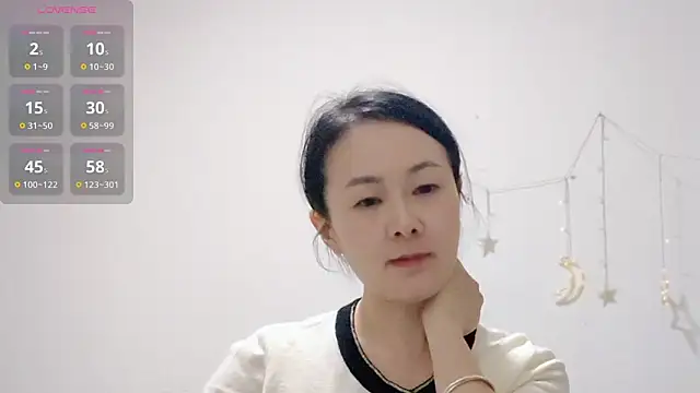 Snapshot of fanfan-FF chatting on October 28, 1:10 pm fanfan-FF online show from October 28, 1:10 pm