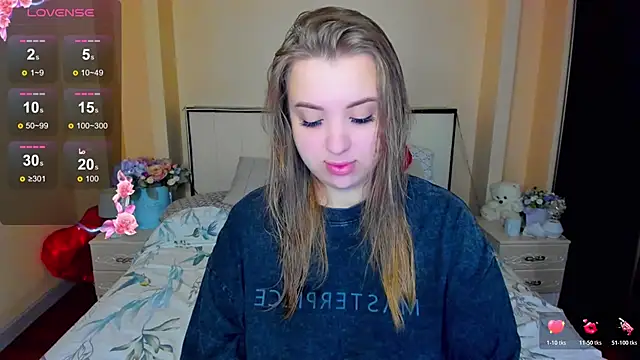 Snapshot of AlexissM chatting on October 31, 3:08 pm AlexissM online show from October 31, 3:08 pm