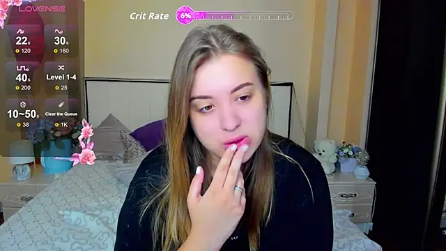 Snapshot of AlexissM chatting on October 13, 11:45 am AlexissM online show from October 13, 11:45 am