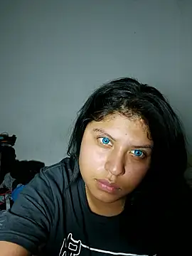 Snapshot of azulzulix chatting on January 18, 1:09 am azulzulix online show from January 18, 1:09 am