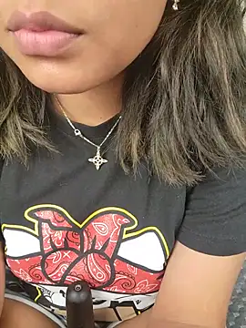 azulzulix online show from June 2, 1:27 am