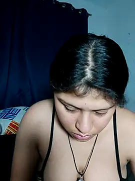 Snapshot of azulzulix chatting on February 10, 1:26 am azulzulix online show from February 10, 1:26 am