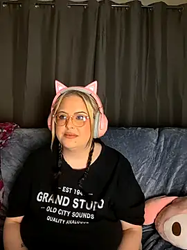 ChubbyBubs online show from October 20, 10:38 am