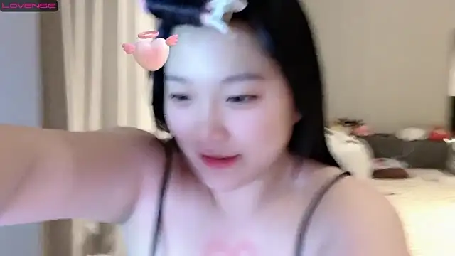 qiqi-666 online show from March 2, 1:42 pm