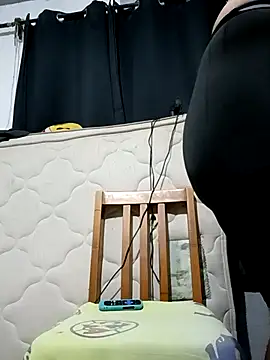 Palanquita4 online show from April 12, 1:03 pm