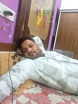 Snapshot of kokakrish chatting on November 3, 4:43 pm kokakrish online show from November 3, 4:43 pm