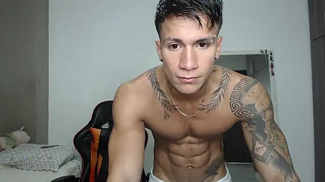 pettergrey1 online show from February 21, 1:24 pm