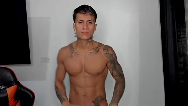 pettergrey1 online show from October 20, 1:29 am