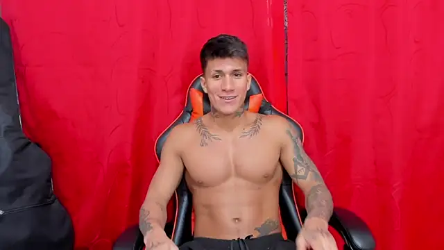 pettergrey1 online show from January 10, 9:31 pm