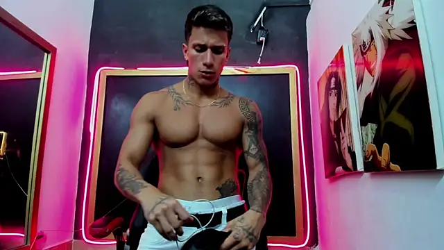 pettergrey1 online show from October 12, 11:50 pm