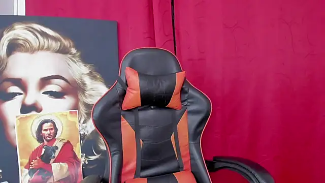 pettergrey1 online show from March 19, 1:54 am