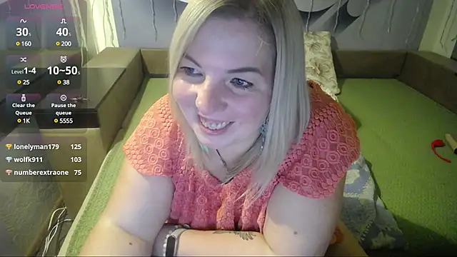 LILIcool online show from December 5, 2:15 am