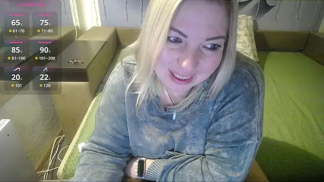 LILIcool online show from December 4, 7:06 pm