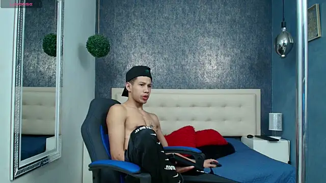 Erick Zhimerman online show from April 3, 4:19 am