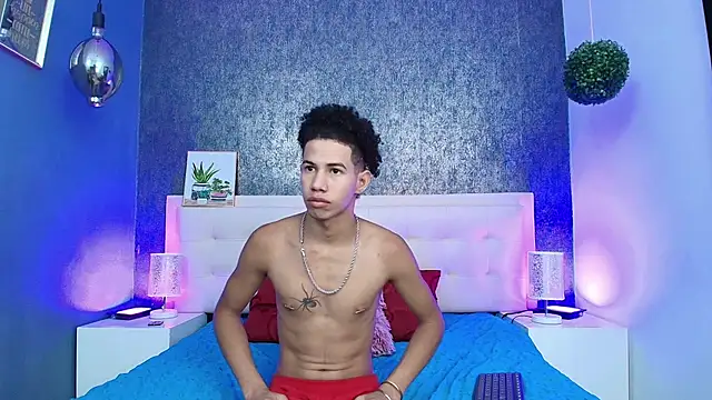 Snapshot of Erick_Zhimerman chatting on March 21, 7:11 am Erick Zhimerman online show from March 21, 7:11 am