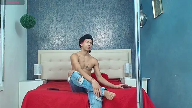 Erick Zhimerman online show from December 3, 4:24 am