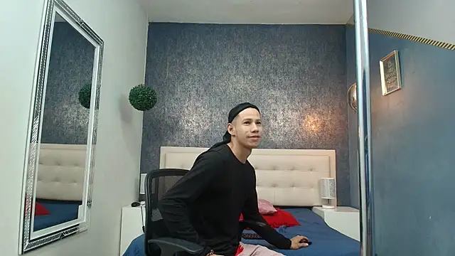 Erick Zhimerman online show from March 1, 4:12 am