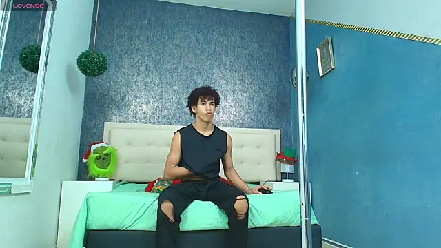 Erick Zhimerman online show from November 30, 3:40 am