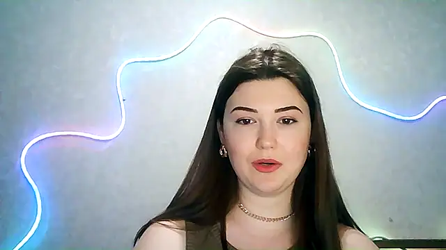 Snapshot of SeductiveTati chatting on September 21, 8:25 pm SeductiveTati online show from September 21, 8:25 pm