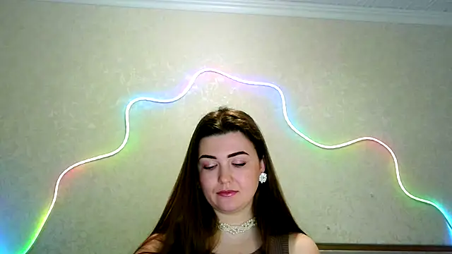 Snapshot of SeductiveTati chatting on November 23, 10:53 pm SeductiveTati online show from November 23, 10:53 pm