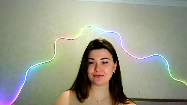 Snapshot of SeductiveTati chatting on November 26, 3:50 am SeductiveTati online show from November 26, 3:50 am