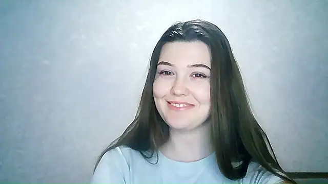 Snapshot of SeductiveTati chatting on December 8, 12:35 am SeductiveTati online show from December 8, 12:35 am