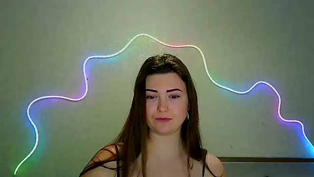 Snapshot of SeductiveTati chatting on October 3, 8:21 pm SeductiveTati online show from October 3, 8:21 pm