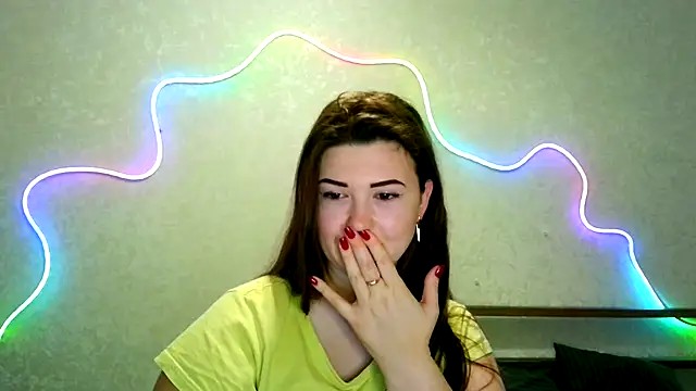 Snapshot of SeductiveTati chatting on October 12, 11:06 pm SeductiveTati online show from October 12, 11:06 pm