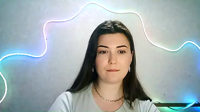 Snapshot of SeductiveTati chatting on September 9, 7:34 pm SeductiveTati online show from September 9, 7:34 pm