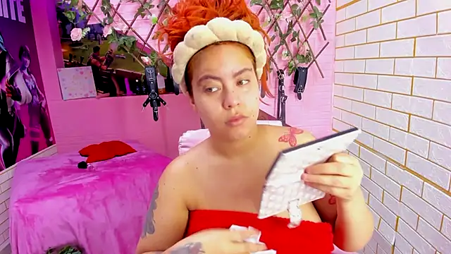 marcellaa303av online show from February 6, 12:39 am