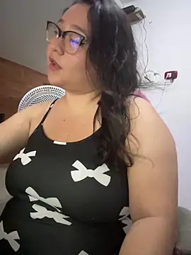 CinnamonCookiez online show from December 27, 3:53 am