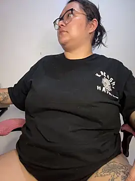 CinnamonCookiez online show from September 10, 4:22 am