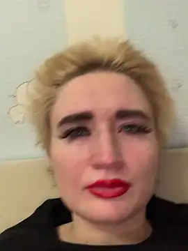 Charlotteeroseee online show from February 10, 4:36 pm