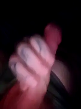 Snapshot of B1GBoyUk chatting on December 18, 1:44 am B1GBoyUk online show from December 18, 1:44 am