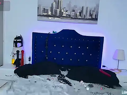 MadissomCute online show from December 23, 1:05 am