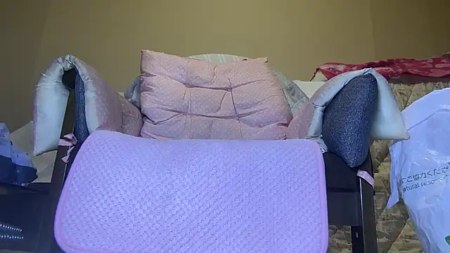 Snapshot of cross-dresser-nana chatting on November 9, 4:44 pm cross-dresser-nana online show from November 9, 4:44 pm