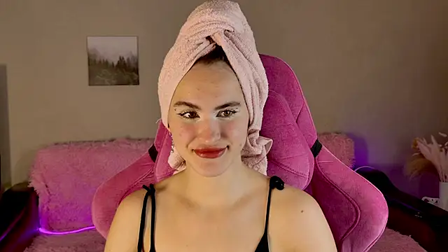 FridaCure online show from September 12, 7:13 pm