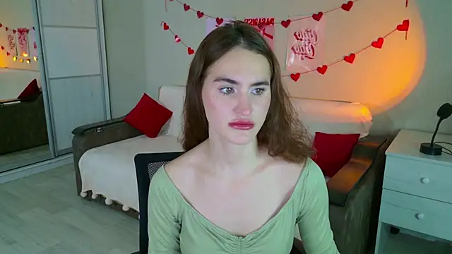 FridaCure online show from October 15, 7:00 pm